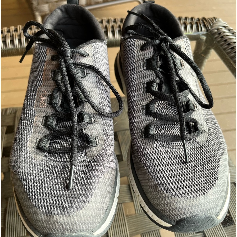 COPY - COPY - Women’s size 8 Ryka Rhythma walking shoes